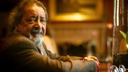 নোবেলজয়ী লেখক ভি. এস নাইপল আর নেই
