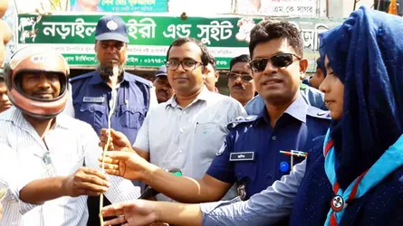 ঠিক থাকলে ফুলেল শুভেচ্ছা, না থাকলে জরিমানা