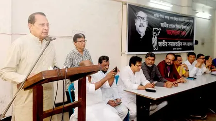 তারা অস্বাভাবিক সরকার তৈরীর চক্রান্ত করে আসছে : তথ্যমন্ত্রী