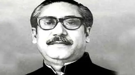 মুক্তিযুদ্ধের সর্বাধিনায়ক বঙ্গবন্ধুর প্রতি শ্রদ্ধা