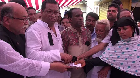 বেলাবতে মরহুম সাংবাদিকের পরিবারকে অনুদান