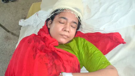 দশমিনায় এনজিওকর্মীকে কুপিয়ে যখম