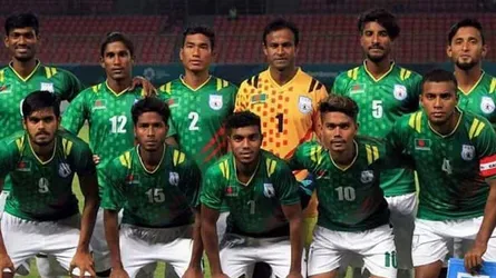 আশা জাগছে পুরুষ ফুটবলে