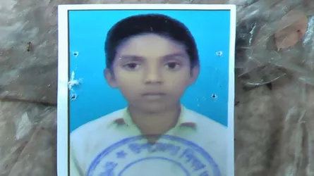 নওগাঁয় লটারীর মঞ্চে গুলিবর্ষণ, গুলিবিদ্ধ ১