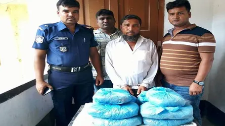গোসাইরহাটে ১০ কেজি গাজাসহ মাদক কারবারি গ্রেফতার