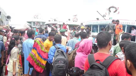 দক্ষিণাঞ্চলের ২১ জেলার যাত্রী মারাত্মক ভোগান্তিতে