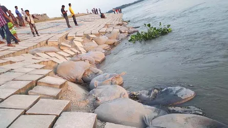 ভাঙ্গনের মুখে নাগড়াকুড়া টি বাঁধ