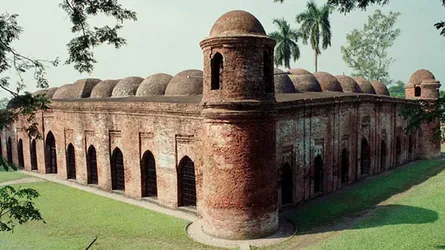 বাগেরহাটের ষাট গম্বুজ মসজিদ ঐতিহ্যের অংশ