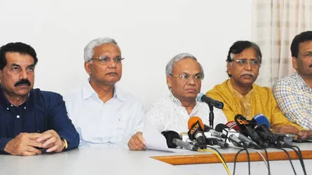 ‘বক্তব্যে দাপট থাকলেও চেহারায় ছিল অন্যমনস্কতা ও দুশ্চিন্তার ছাপ’