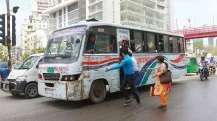 ঢাকায় বাসযাত্রীদের উঠানামা করতে হবে ১২১ স্টপেজে : ডিএমপি কমিশনার