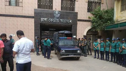 চারপাশে ব্যাপক নিরাপত্তা, কারাগারে শুরু হচ্ছে খালেদা জিয়ার বিচার