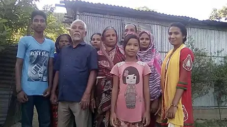 ৩৫ বছর ধরে বেতন-ভাতা ছাড়া চাকরি মুক্তিযোদ্ধার : এবার বাসস্থান থেকে উচ্ছেদের পাঁয়তারা