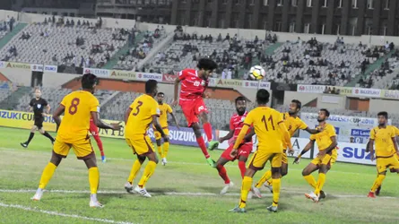 সবার আগে সেমিতে ভারত