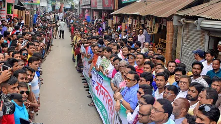 বগুড়ায় বিএনপির মানববন্ধন কর্মসূচি পালন