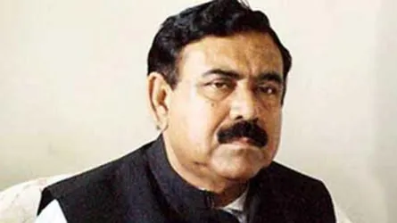 'নৌমন্ত্রী শৃঙ্খলা ভঙ্গ করেছেন'