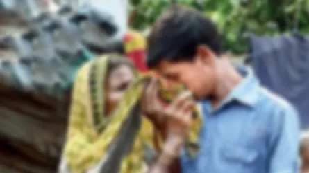 পিতার স্বীকৃতি চাওয়ায়...