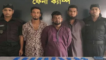 মিরসরাইয়ে সাড়ে ১২ হাজার পিস ইয়াবাসহ গ্রেফতার ৩