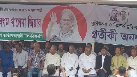 তফসিলের আগেই সরকারকে পদত্যাগ করতে হবে : ড. মোশাররফ হোসেন