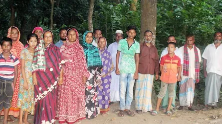 পলাশে প্রভাশালীর দখলে কোটি টাকার পৈতিক সম্পত্তি