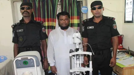 মাদারীপুরে ২ ভুয়া ডাক্তার গ্রেফতার