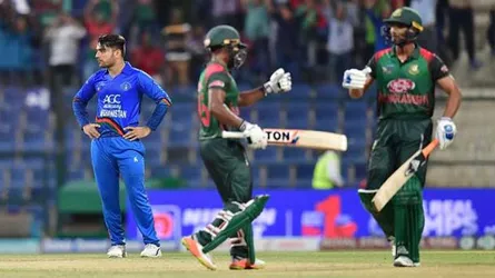 মাহমুদউল্লাহ-ইমরুল যেভাবে উড়িয়ে দিলেন রশিদ খানকে