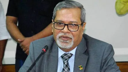 ভোট কেন্দ্রে সাংবাদিকদের বেশি সময় থাকা যাবে না : সিইসি