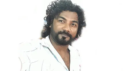 সংগীতে টিকে তারিকের ব্যস্ততা