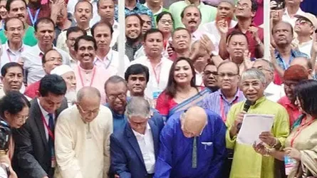 অর্থমন্ত্রীসহ তিন গুণীকে সম্মাননা ঢাবি অ্যালামনাই‌য়ের সম্মাননা