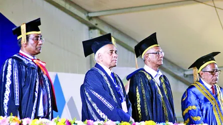 গণতন্ত্রের ভিতকে মজবুত করতে সৎ ও যোগ্য নেতৃত্ব গড়ে তুলতে হবে