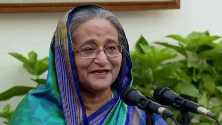 আত্মতুষ্টিতে না ভুগে নির্বাচনে বিজয়ের জন্য কাজ করুন : প্রধানমন্ত্রী