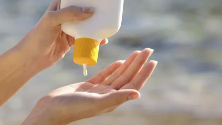 ত্বকের যত্নে সানস্ক্রিন কতটা কার্যকর?