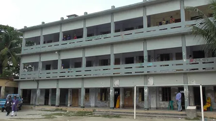 ‘ভোট দিয়ে কি হইবে? রেজাল্ট যা হবার তাই হবে’