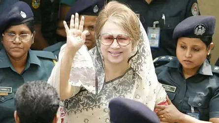 খালেদা জিয়াকে অতিদ্রুত চিকিৎসা দেয়ার নির্দেশ হাইকোর্টের