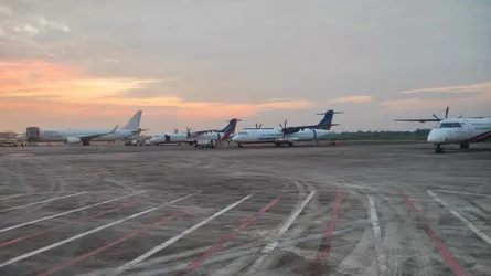 ঢাকার ৮ ফ্লাইট চট্টগ্রামে অবতরণ