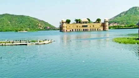 জয়পুরের পথে পথে : ভ্রমণ