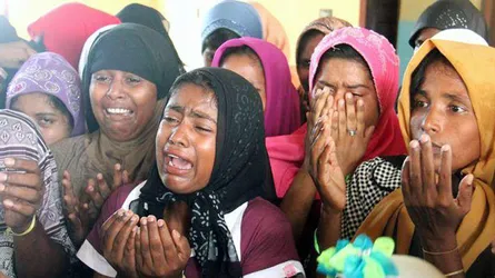 রোহিঙ্গা নির্যাতন : মিয়ানমারের বিরুদ্ধে অবিলম্বে ব্যবস্থা গ্রহণের আহ্বান