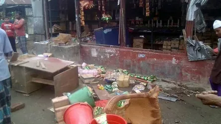 নৈশপ্রহরীর হাত-পা বেঁধে দোকান ভাংচুর ও মালামাল লুটপাট