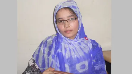 পাসপোর্ট করতে গিয়ে রোহিঙ্গা নারী আটক