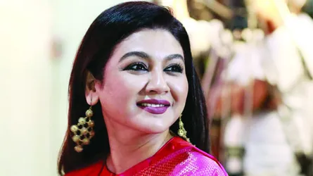 দেবী কি ভৌতিক ছবি
