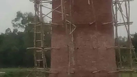 নবাবগঞ্জে আবারো অবৈধভাবে ইটভাটা স্থাপনের কাজ চলছে