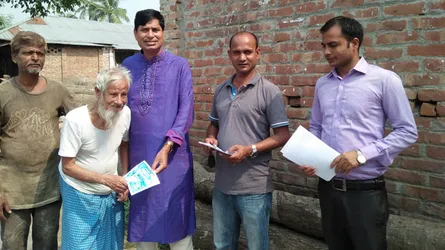 নীলফামারী-৪ আসনে মোশারফ হোসেনের গণসংযোগ