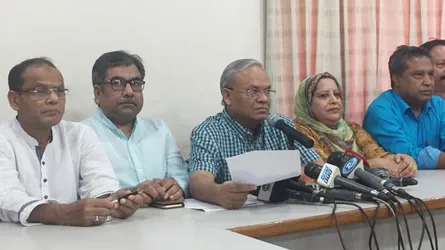 ইসিকে চাপে রেখে কাজ করাচ্ছে সরকার : রিজভী