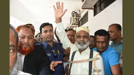 খালেদা জিয়ার উপদেষ্টা মনিরুল হক কারাগারে