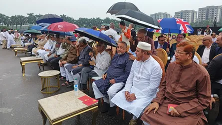 ‘জুলাই ঘোষণাপত্র’ পাঠ অনুষ্ঠানে যারা উপস্থিত হয়েছেন