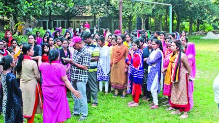 এবার গণস্বাস্থ্য দখলের চেষ্টা, ভাঙচুর-লুটপাট ছাত্রী হলে হামলা