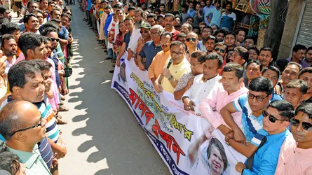 সরকারকে জনরোষে বিদায় নিতেই হবে