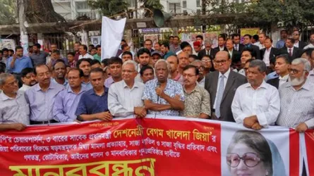 প্রধানমন্ত্রীকে পোষা প্রাণী থেকে সাবধান থাকতে বললেন ডা.জাফরুল্লাহ