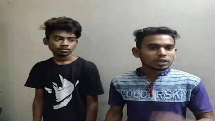 রাবিতে ছিনতাইকালে আটক ২