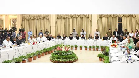 প্রধানমন্ত্রীর সাথে ঐক্যফ্রন্টের সংলাপ চলছে