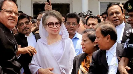 চিকিৎসা অসম্পূর্ণ রেখে খালেদাকে কারাগারে নেয়ার বিষয়টি হাইকোর্টে উপস্থাপন